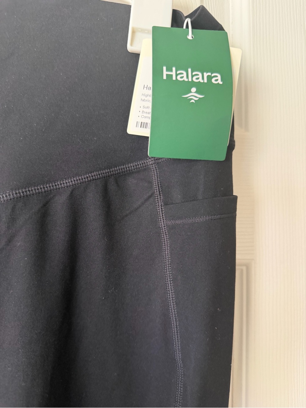 HALARA Black High-Waist Flare Leggings with Side Pocket - Picture 3 of 4